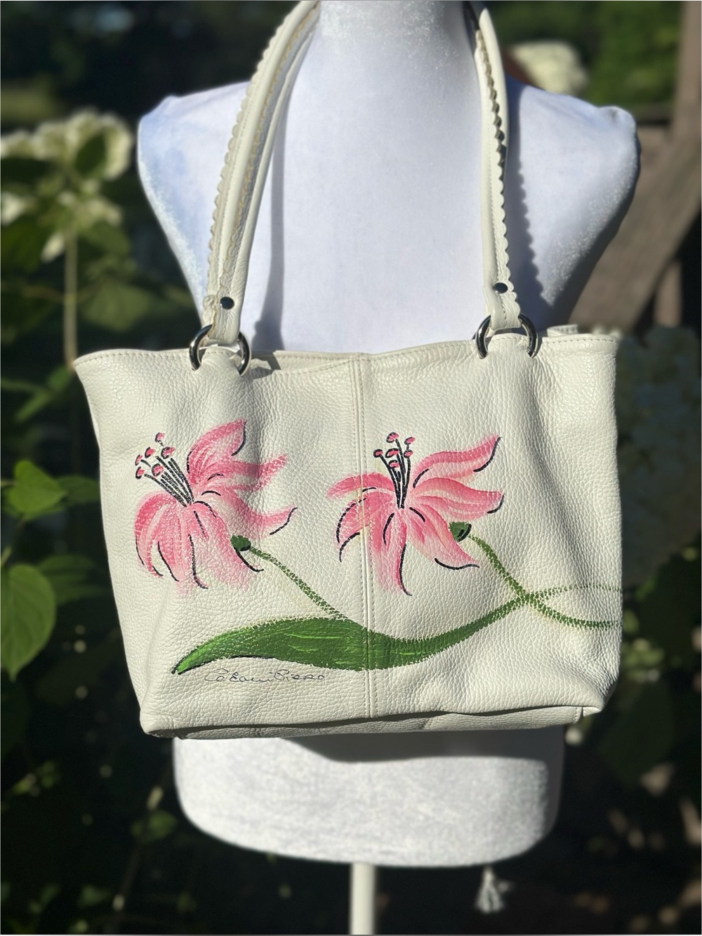 Cecconi Piero White Leather Hand-Painted Bag with Pink Lily Motif